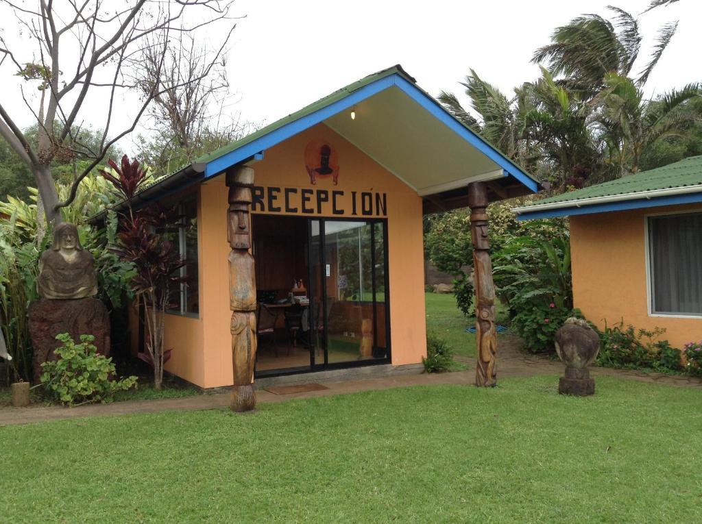 Hotel Taura'A Hanga Roa Exterior photo