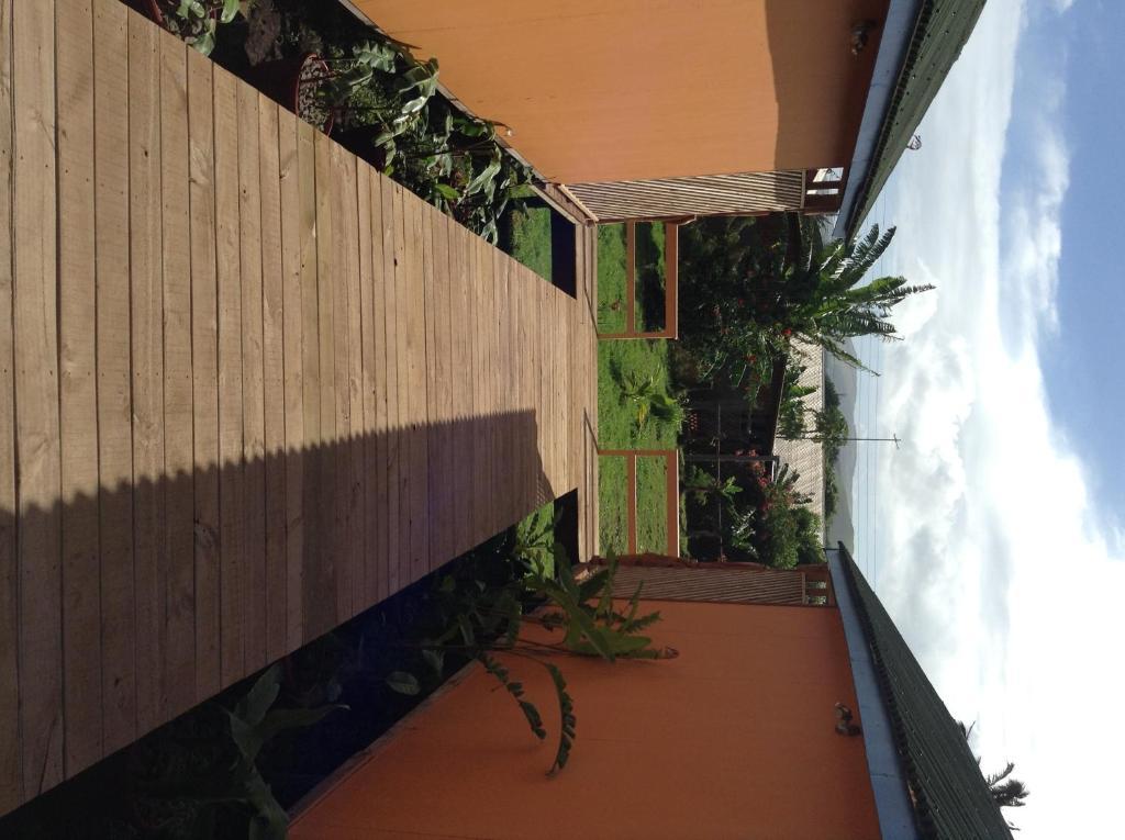 Hotel Taura'A Hanga Roa Exterior photo